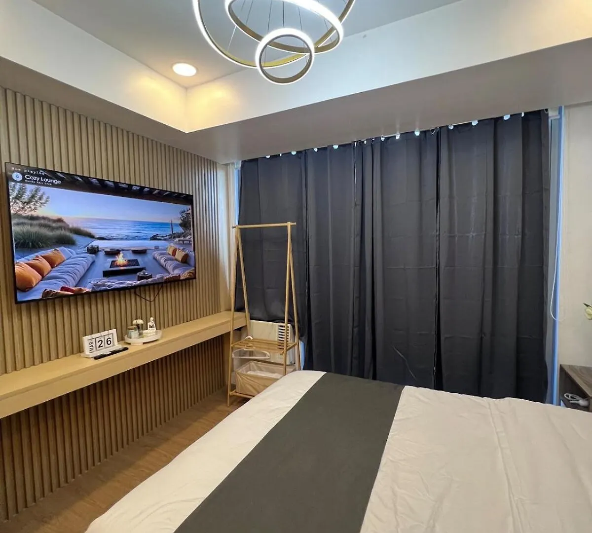 Azure Urban Resort Residences - Light Side Manila Apartment